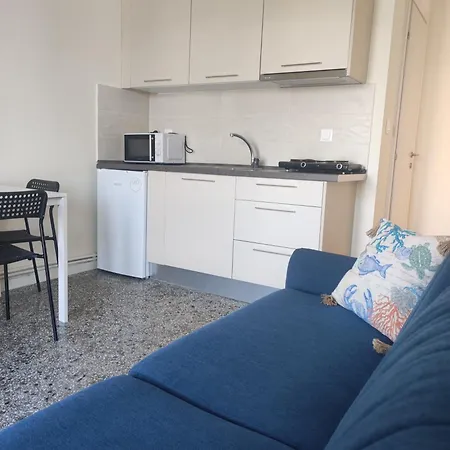 Sea Breeze 302 Apartment *