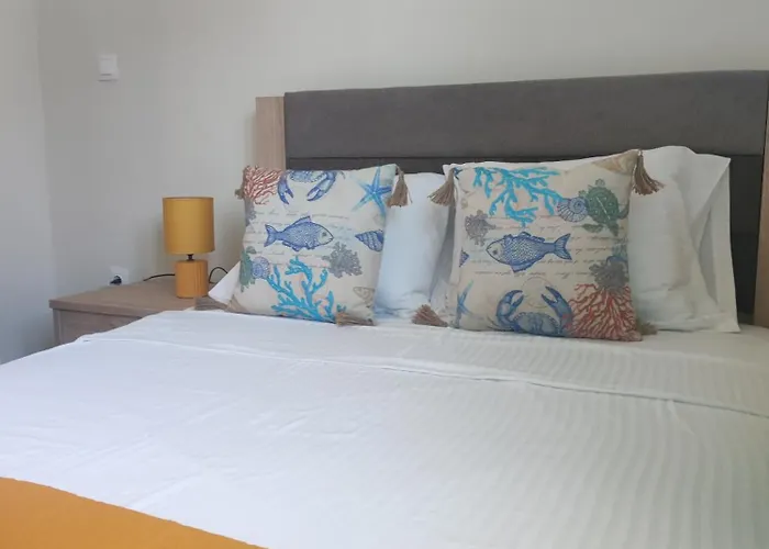 Sea Breeze 302 Апартаменты *