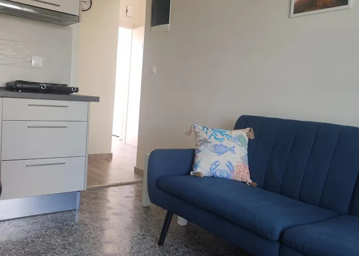 Апартаменты Sea Breeze 302